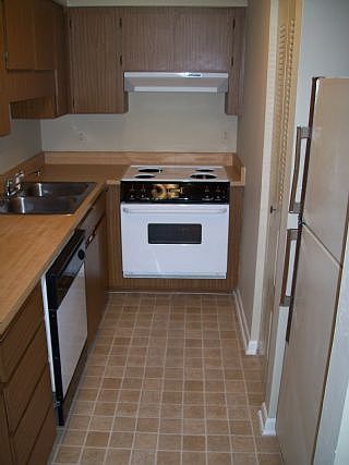 3rd image of 2705 NW 104th Ct APT 2