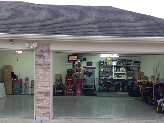 3-Car Garage W/10X16 Storage