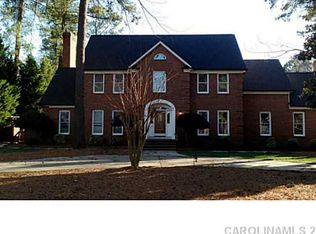 317 Amanda Dr, Matthews, NC 28104