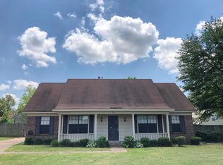561 Fairmont Pl, Southaven, MS 38671