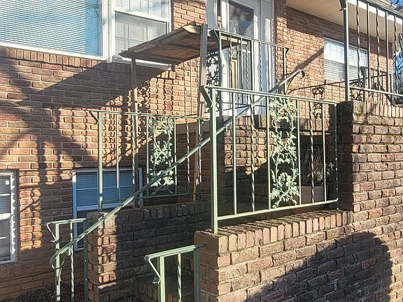 2nd image of 5228 Asher Ln APT 204