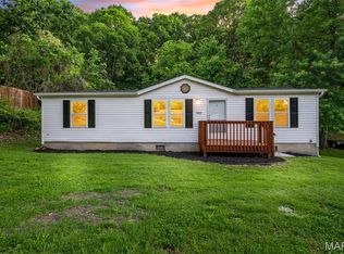 5621 Dillon Rd, High Ridge, MO 63049