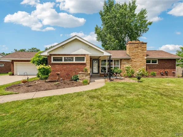 75 Morgan Pkwy, Buffalo, NY 14221