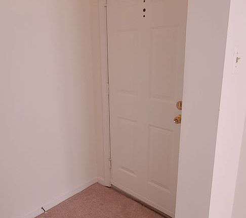 2nd image of 1811 Key Blvd APT 530