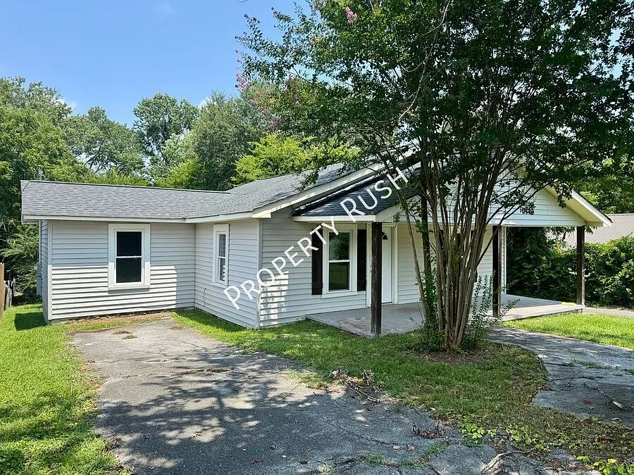 106 Champion Rd. - Charming 3 bed/1 bath rental home in North Georgia! $1,475/mo. — Photo 3