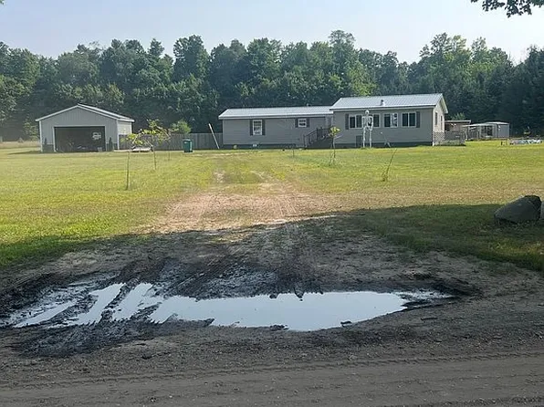 1375 W 34th Rd, Boon, MI 49618