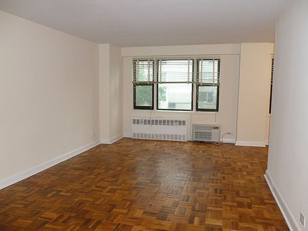 1st image of 12360 83rd Ave #12V