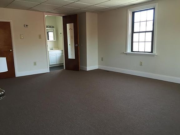 2nd floor living room