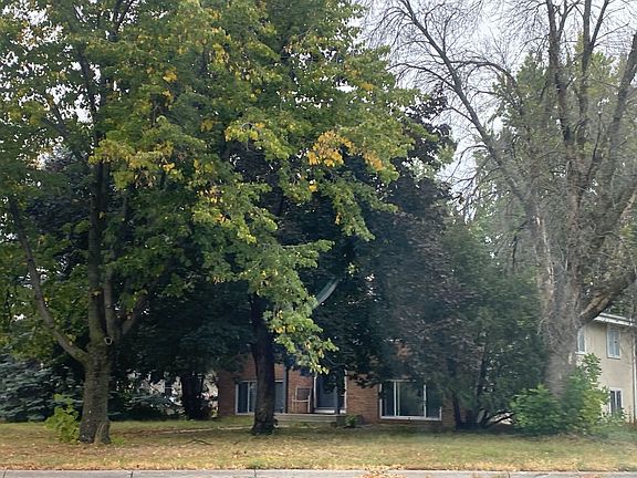 2nd image of 14946 Chorley Avenue W