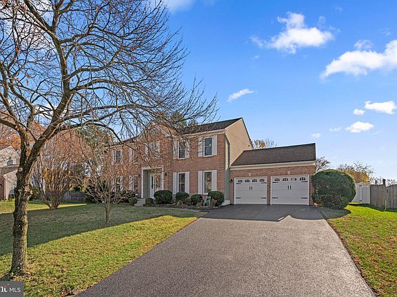 2nd image of 493 Procopio Cir
