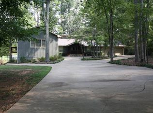 1082 Lake Oconee Pkwy, Eatonton, GA 31024