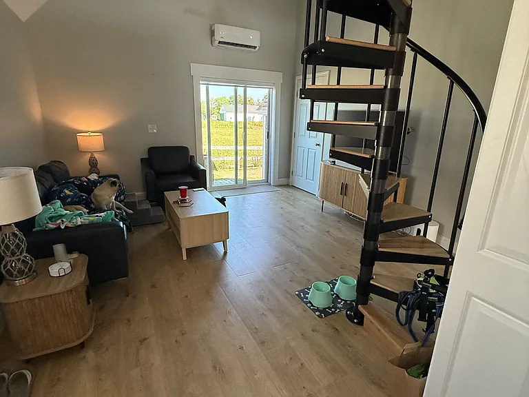 994 Portland Rd #19 — Photo 2