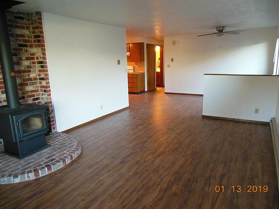 2nd image of 257 NE 12th Ave