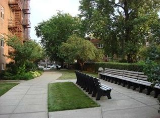 14455 Melbourne Ave APT 3A, Flushing, NY 11367