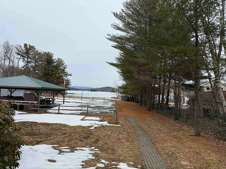 111 Pendleton Rd — Photo 28