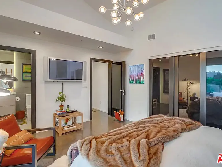 3437 Troy Dr — Photo 51