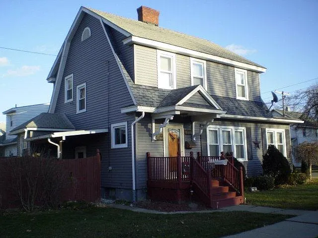 785 Laurel St photo 1