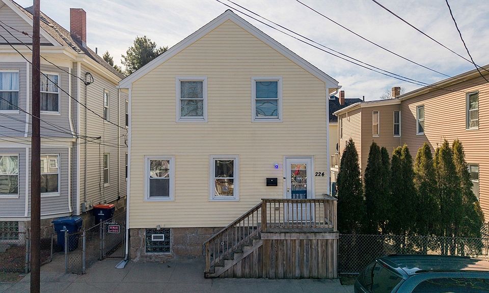 1st image of 224 Smith St