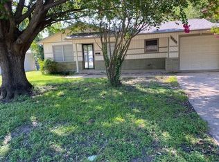 5320 Stanley Keller Rd, Haltom City, TX 76117