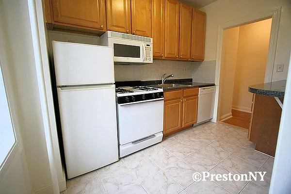 Rented by JM Preston Properties LLC | media 7