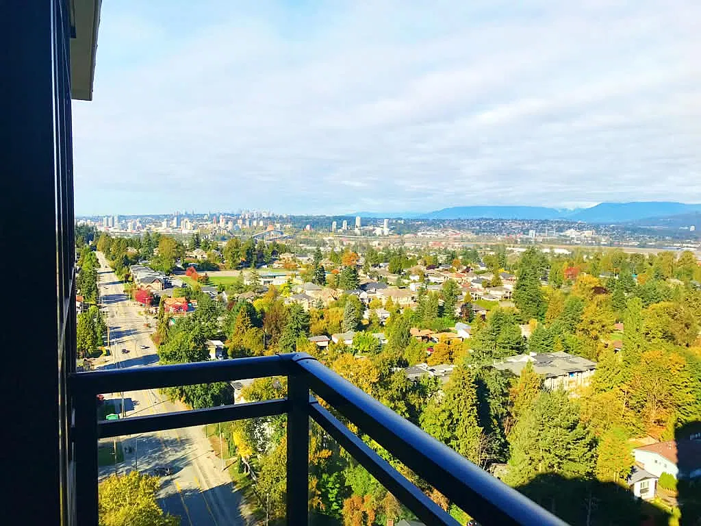 108th Ave, Surrey — Photo 4