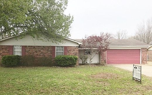 1st image of 1109 Hickory Ln