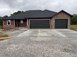 2038 Highway M, Nixa, MO 65714