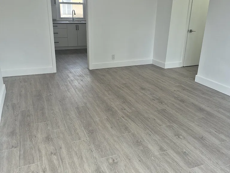 649 Rideau St #5 — Photo 5