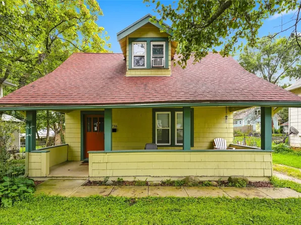 2736 College Ave, Des Moines, IA 50311