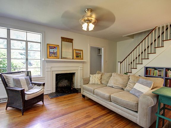 4th image of 1209 Buist Ave