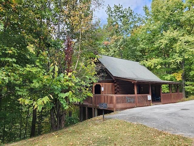 1st image of 1755 Mountain View Ct