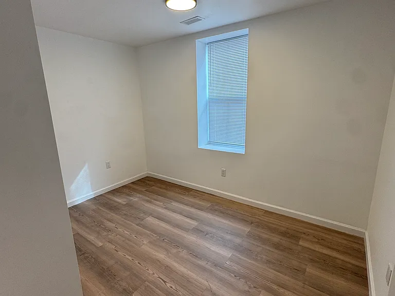 839 S Jackson St #4 — Photo 7