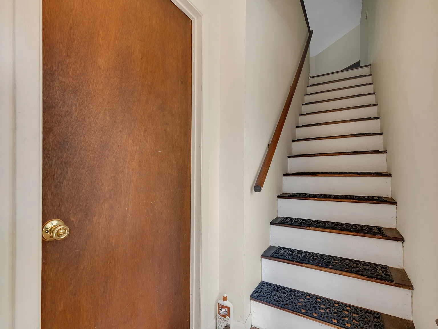 40 Foxon Hill Rd — Photo 3