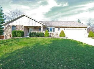 411 Matthew Ct, Troy, IL 62294