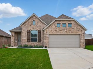 1104 Silverthorn Trl, Justin, TX 76247