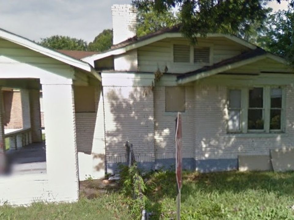 2nd image of 1002 Chelsea Ave