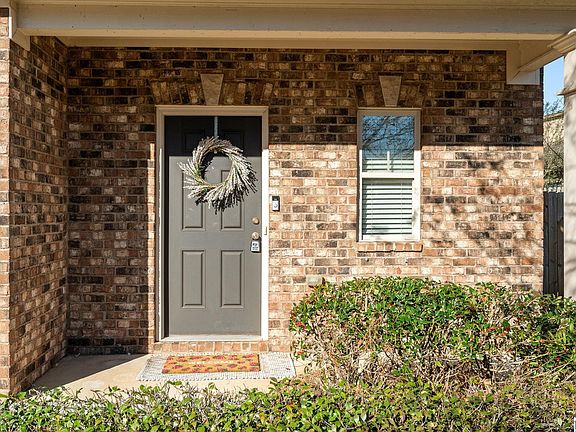 4th image of 4544 Sterling Glen Cir