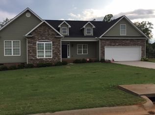 411 Ocala Ct, Inman, SC 29349