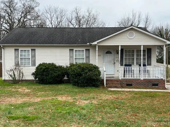 611 S Rowan Ave, Spencer, NC 28159
