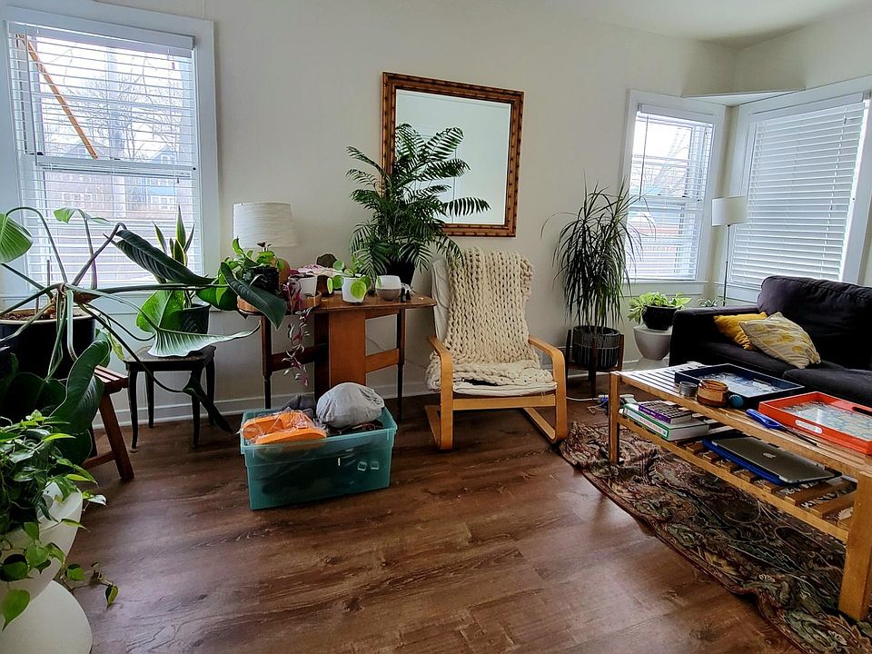 1st image of 121 Greenfield St #3