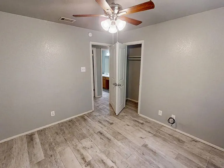 2606 Cross Timber Dr — Photo 10