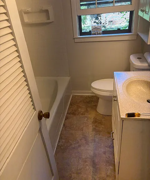 668 Meadowbrook Dr — Photo 5