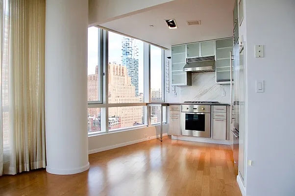 Rented by Verus Real Estate | media 20