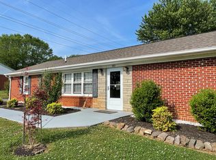 480 W Sunset Hls, Morristown, TN 37814