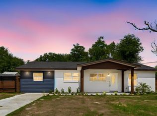 11006 N 61st St, Temple Terrace, FL 33617