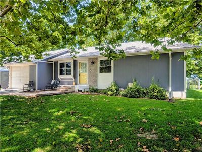2926 Dodge Dr, Iola, KS, 66749