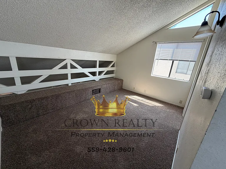 2731 W Mission Ct — Photo 9