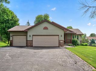 6007 Nathan Blvd, Rockford, MN 55373