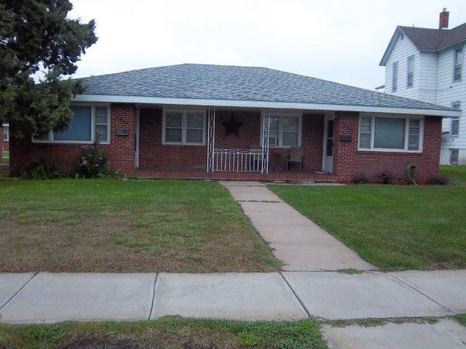 1st image of 1317 W 4th St