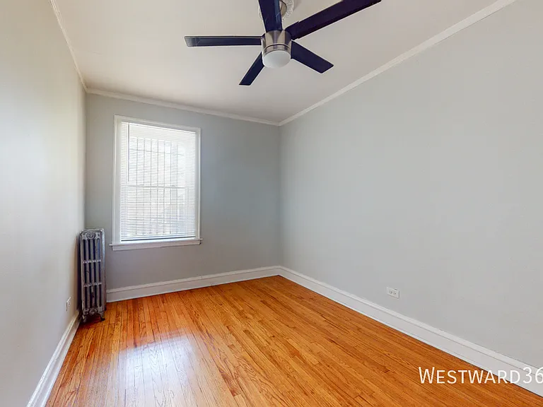 3012 W Warren Blvd #1R — Photo 5